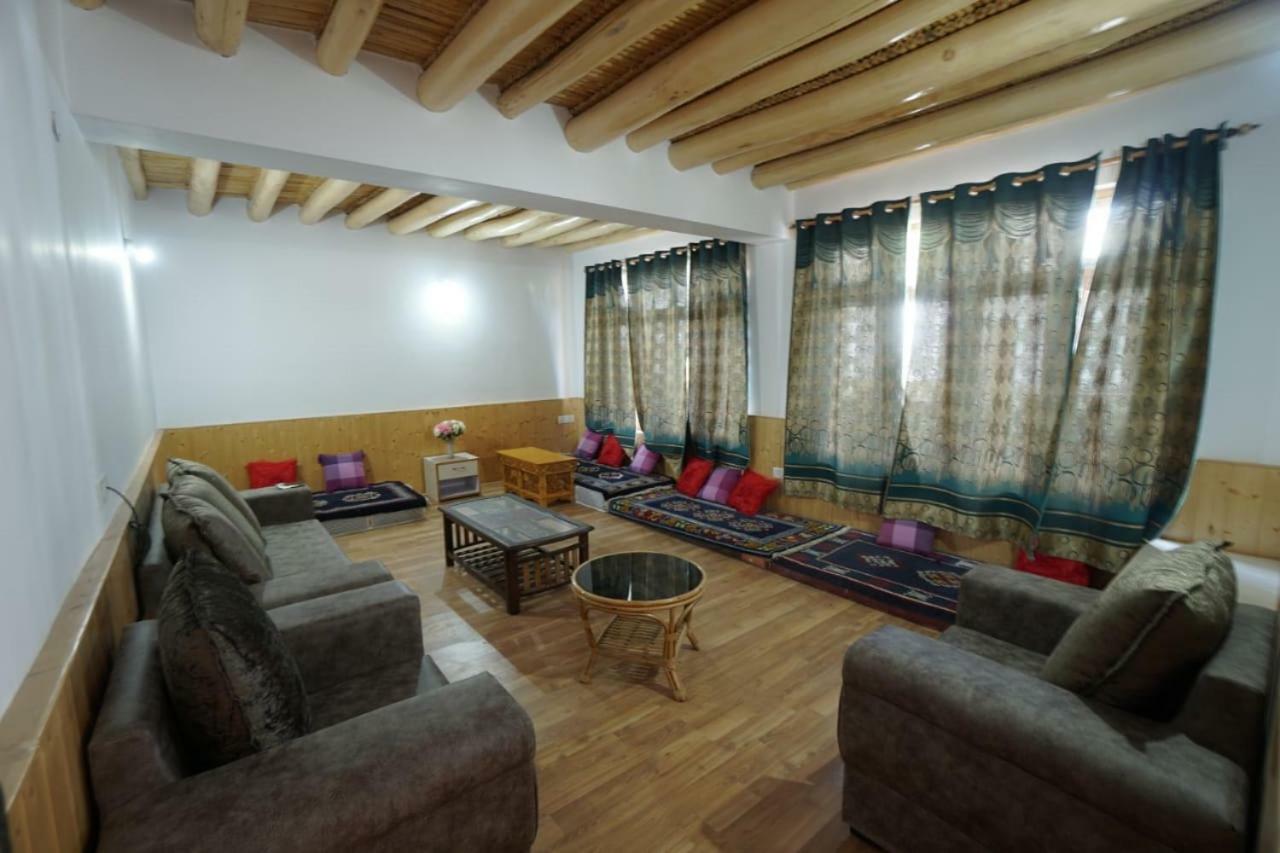 Odbar Guest House Best Guest House At Leh Ladakh Exterior foto